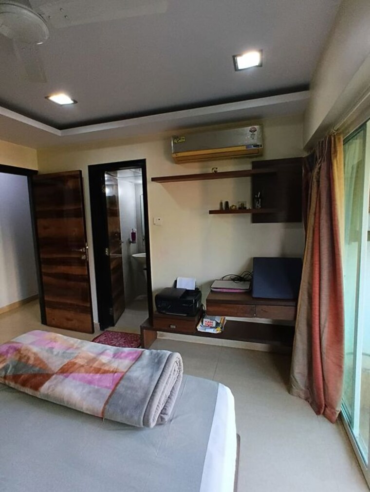 Bedroom, lokhandwala-whispering-palms-xxclusives 3 Bedroom 1150 Sq.Ft. Apartment In Kandivali East Mumbai 10148850