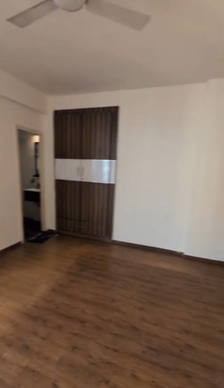 Room, tulip-violet 3 Bedroom 1602 Sq.Ft. Apartment In Sector 69 Gurgaon 10148861