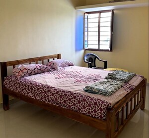  Pg For Rent in Vineet Khand