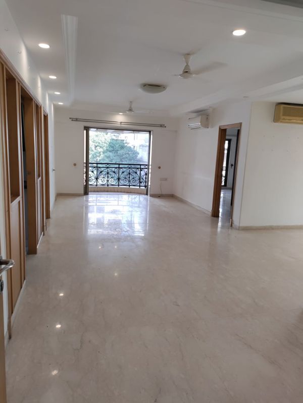 3 BHK + Servant Room Apartment For Rent in Ekta Heritage Apartment