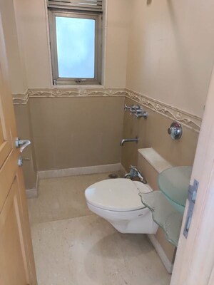 Bathroom in 3 BHK Apartment at Ekta Heritage Apartment, Khar West – for Rent
