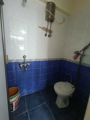 Bathroom in 3 BHK Apartment at Ekta Heritage Apartment, Khar West – for Rent