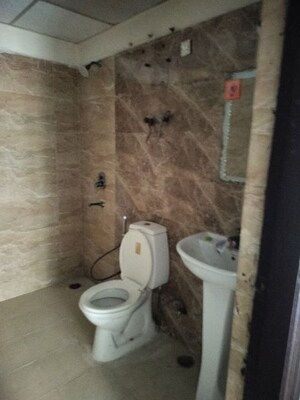 Bathroom in 2.5 BHK Apartment at Amrapali Silicon City, Sector 76 – for Rent