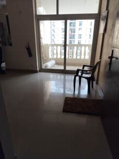 2.5 BHK + Study Room Apartment For Rent in Amrapali Silicon City
