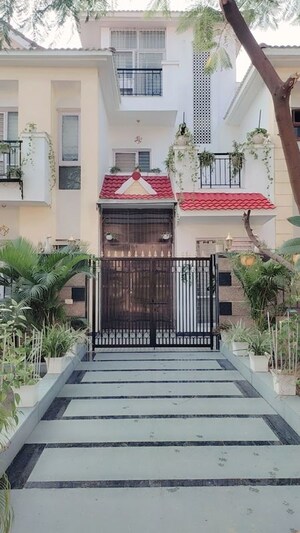 4 BHK Villa For Sale in Jaypee Greens Kingswood Oriental, Sector 128
