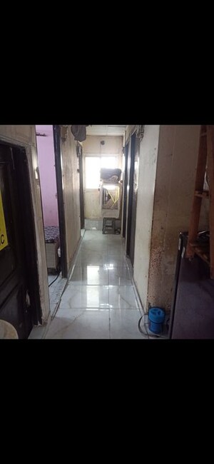 Room in  Pg at Nirankari Colony – for Rent