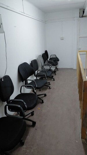  Office Space For Rent in Bbd Bagh