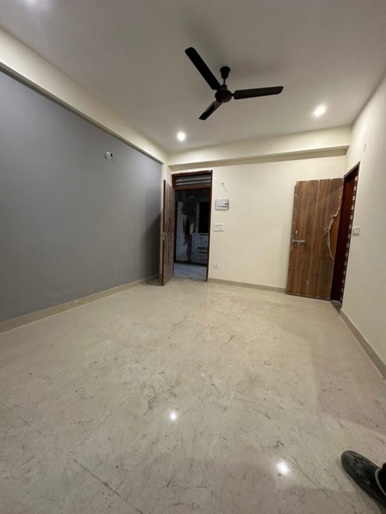 Room, baraula 2 Bedroom 750 Sq.Ft. Builder Floor In Baraula Noida 10148128