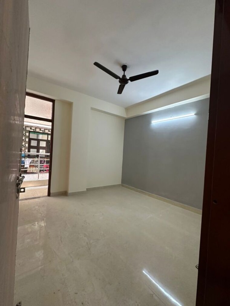 Room, baraula 2 Bedroom 750 Sq.Ft. Builder Floor In Baraula Noida 10148128