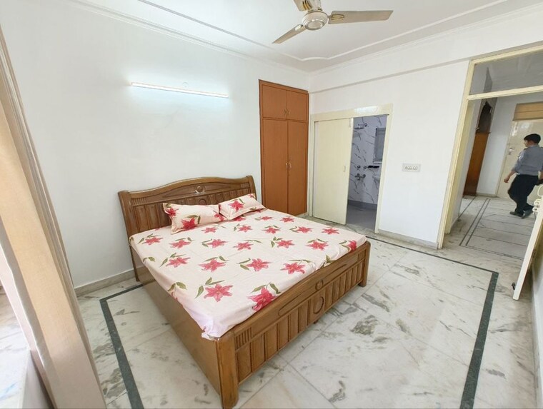 Bedroom, shri-banke-vihari 2 Bedroom 1505 Sq.Ft. Apartment In Sector 56 Gurgaon 10149150