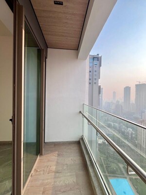 Building Lobby in 2 BHK Apartment at Prestige Jasdan Classic, Mahalaxmi – for Rent