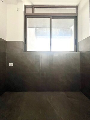 Room in 2 BHK Apartment at Prestige Jasdan Classic, Mahalaxmi – for Rent