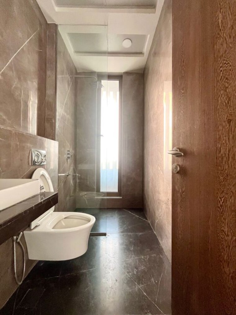 Bathroom, prestige-jasdan-classic 2 Bedroom 1200 Sq.Ft. Apartment In Mahalaxmi Mumbai 10149141