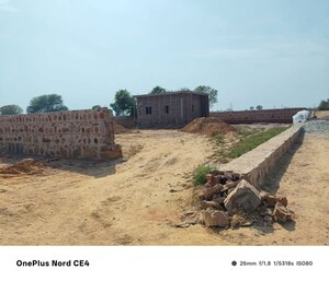 Master Bedroom in 2 BHK Independent House at Sohna Road – for Sale