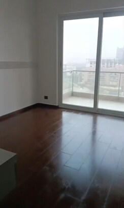 3 BHK + Servant Room Apartment For Sale in Paras Irene
