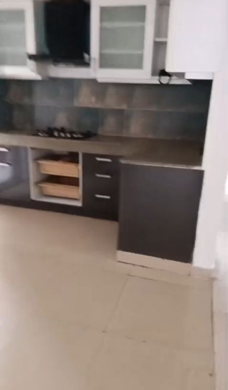 Kitchen, paras-irene 3 Bedroom 1830 Sq.Ft. Apartment In Sector 70a Gurgaon 10149270