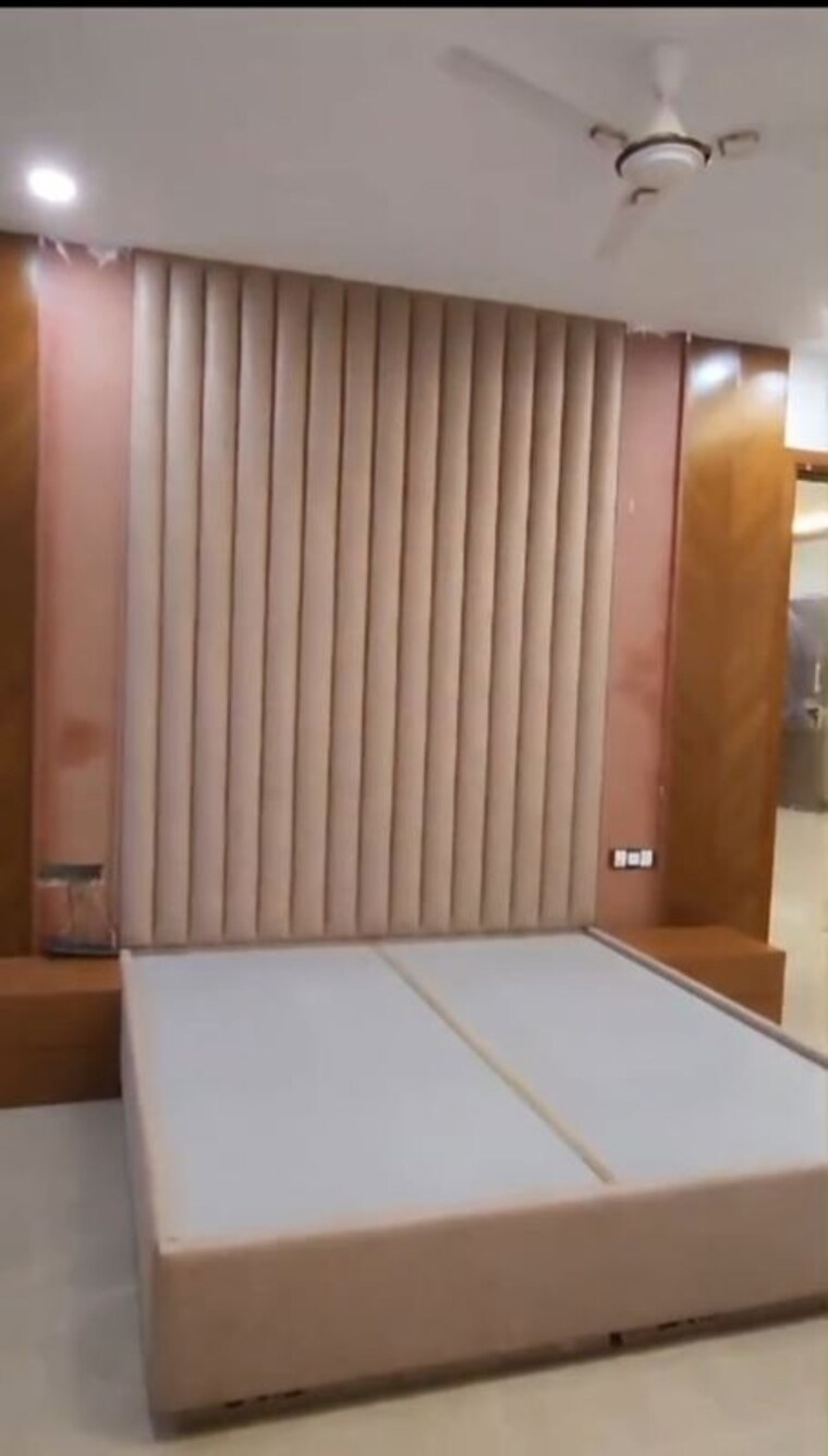 Balcony, naraina 3 Bedroom 252 Sq.Yd. Builder Floor In Naraina Delhi 10149005