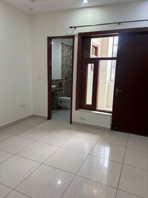 Room in 3 BHK Builder Floor at NDA Rail Vihar, Sector 33 – for Rent