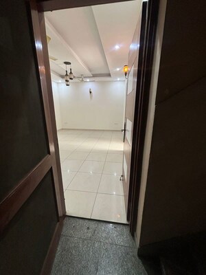 Bathroom in 3 BHK Builder Floor at NDA Rail Vihar, Sector 33 – for Rent