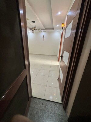 Bathroom in 3 BHK Builder Floor at NDA Rail Vihar, Sector 33 – for Rent