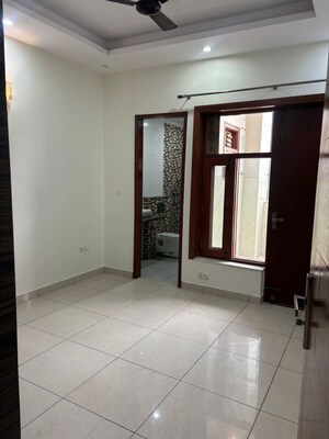 Room in 3 BHK Builder Floor at NDA Rail Vihar, Sector 33 – for Rent