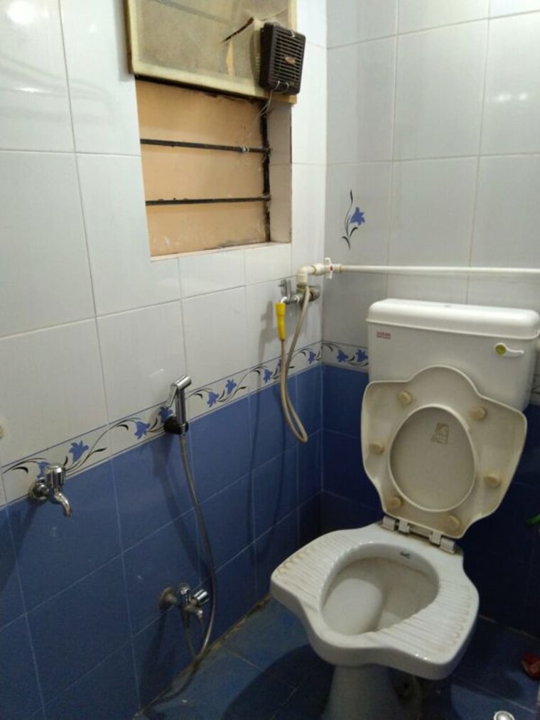 Bathroom, achalare-52-greenwoods 2 Bedroom 826 Sq.Ft. Apartment In Baner Pune 10149275