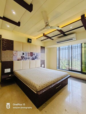 Bedroom in 4 BHK Apartment at Kukreja Golf Scappe, Chembur – for Sale