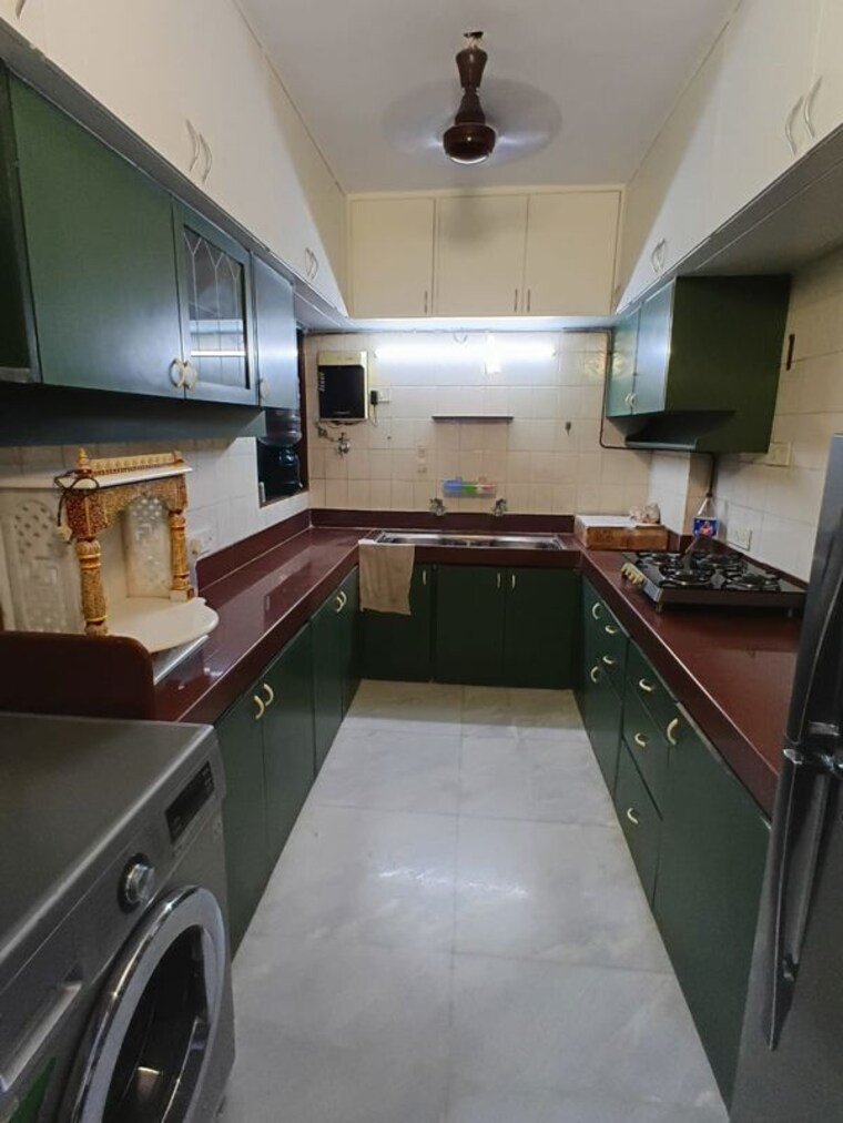 Kitchen, lokhandwala-whispering-palms 3 Bedroom 865 Sq.Ft. Apartment In Kandivali East Mumbai 10149383