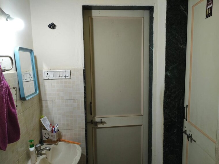 Bathroom, devi-lotus 1 Bedroom 560 Sq.Ft. Apartment In Bopodi Pune 10149492