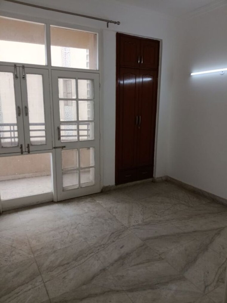 Room, the-crescent 3 Bedroom 1650 Sq.Ft. Apartment In Sector 50 Noida 10149497