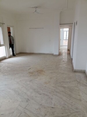 3 BHK Apartment For Sale in The Crescent, Sector 50