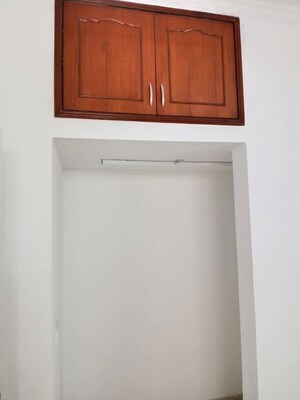 Furnished Amenities in 3 BHK Apartment at The Crescent, Sector 50 – for Sale