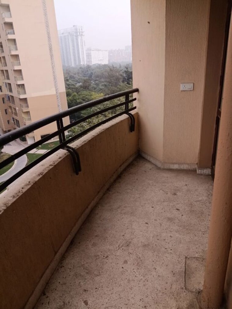 Balcony, the-crescent 3 Bedroom 1650 Sq.Ft. Apartment In Sector 50 Noida 10149497