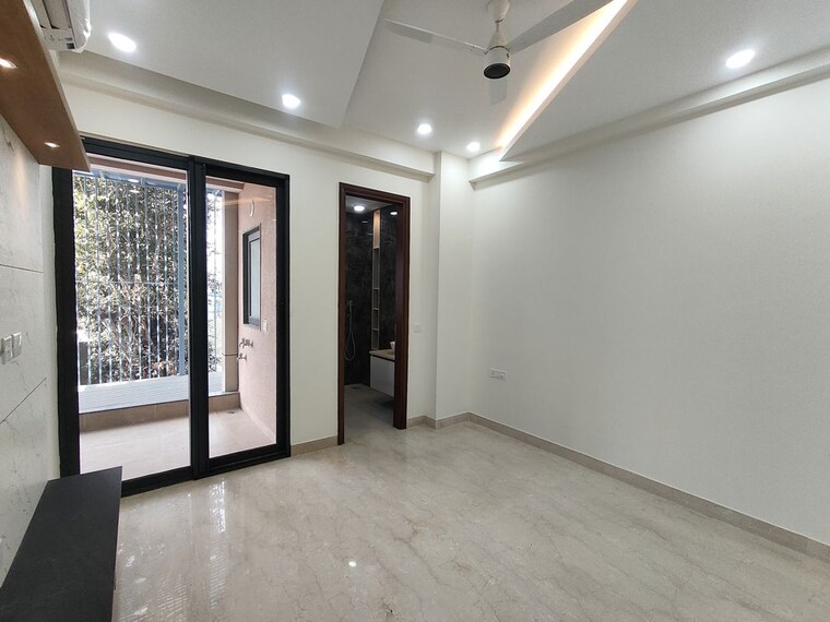 Room, sector 46 3 Bedroom 1810 Sq.Ft. Builder Floor In Sector 46 Gurgaon 10149541