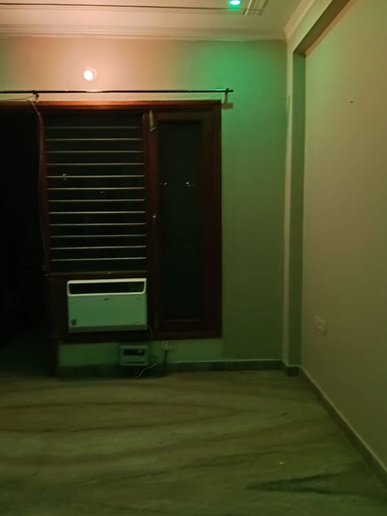 Room, sas-tower 1 Bedroom 700 Sq.Ft. Builder Floor In Sector 38 Gurgaon 10149560