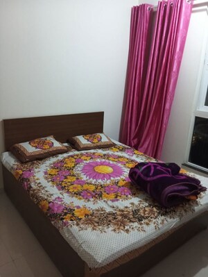 Bedroom in 1.5 BHK Apartment at Sheth Zuri, Laxmi Nagar – for Rent