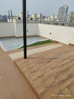 Room in 3 BHK Apartment at Raj One Good Earth, Sector 71 – for Rent