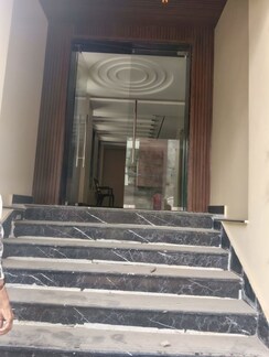 Retail Shop For Rent in Naraina