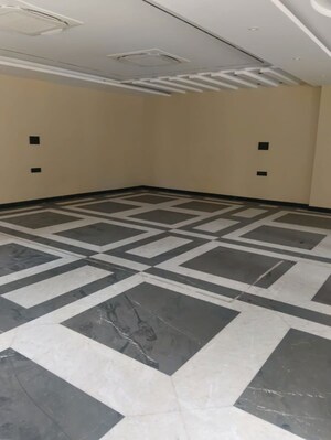 Bedroom in  Shop at Naraina – for Rent