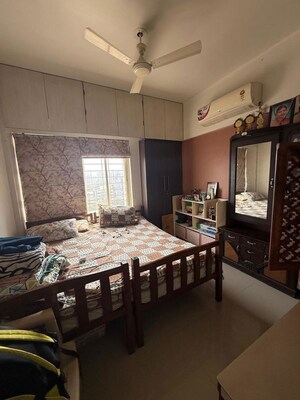Bedroom in 3 BHK Apartment at Tilak Heights, Dapodi – for Rent