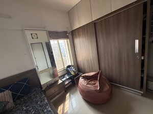 Living Room in 3 BHK Apartment at Tilak Heights, Dapodi – for Rent