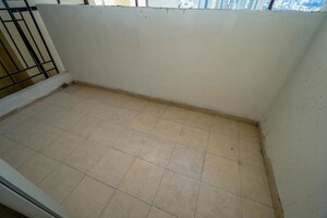 Bathroom in 3 BHK Apartment at Sare Crescent Parc, Sector 92 – for Sale