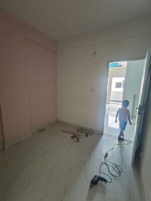 Room in 2 BHK Builder Floor at Hsr Layout – for Rent