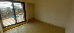 Room in 2 BHK Apartment at Acme Oasis, Kandivali East – for Rent