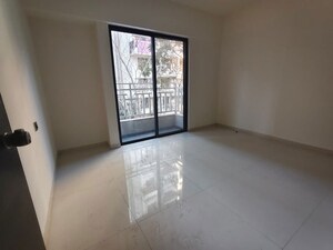 Room in 4 BHK Apartment at Baner – for Rent