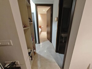  1 BHK Apartment at Hiranandani Regent Hill, Powai – for Rent