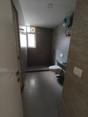 Bathroom in 3 BHK Apartment at M3M Heights, Sector 65 – for Sale