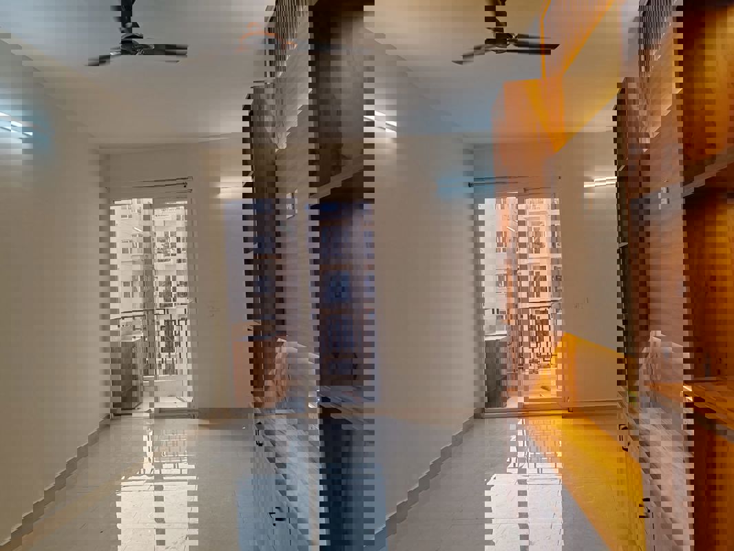 2 BHK + Extra Room 1261 Sq.Ft. Apartment in Signature Global City 81