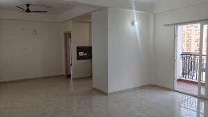 Room in 4 BHK Apartment at Maxblis White House, Sector 75 – for Rent