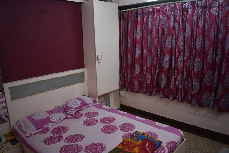 Bedroom, bandra west 2.5 Bedroom 1400 Sq.Ft. Apartment In Bandra West Mumbai 10149801